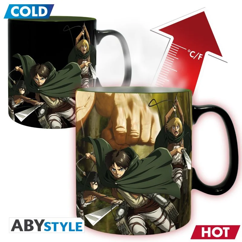 Taza termorreactiva Eren Ataque a los Titanes con efecto calor