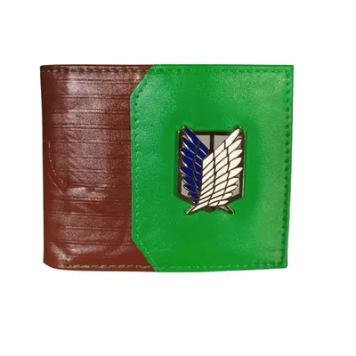 Billetera Alas de la Libertad Attack on Titan con placa metálica verde y marrón