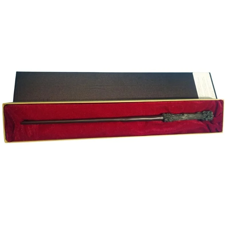 Varita mágica Harry Potter en caja de lujo con terciopelo rojo