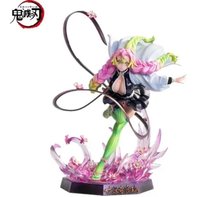 Figura Mitsuri Kanjori Kimetsu no Yaiba con cabello rosa y verde