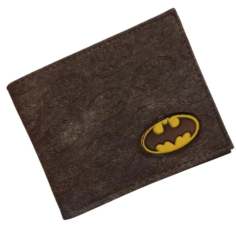 Billetera Batman con logo amarillo y negro en cuero sintético marrón