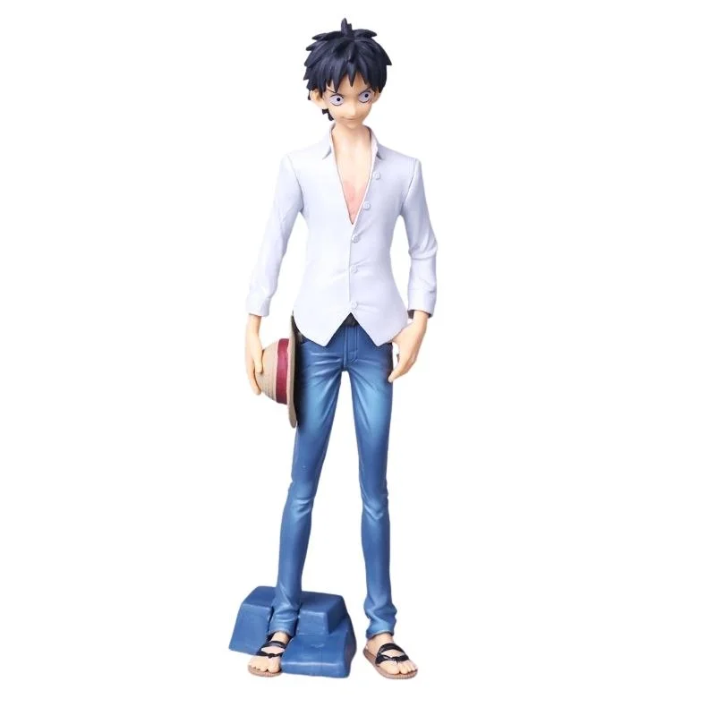 Figura Luffy con blazer blanco y jeans azules de One Piece