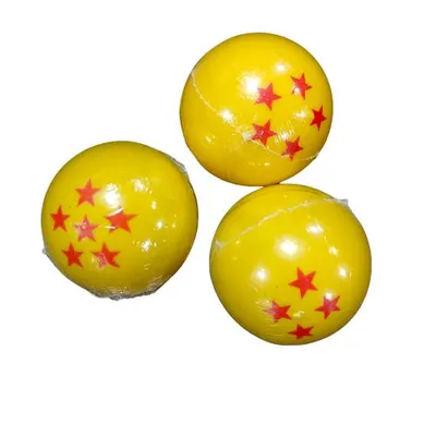 Tres pelotas Dragon Ball amarillas con estrellas rojas y luces LED
