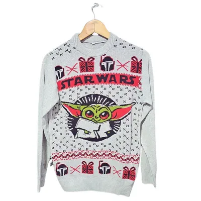 Jersey navideño Grogu Star Wars con diseño festivo tejido
