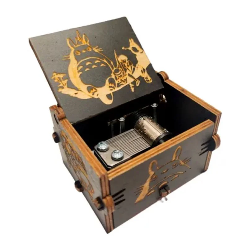 Caja musical Totoro Studio Ghibli negra con grabado dorado