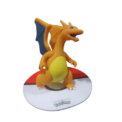Figura Charizard Pokémon dragón fuego alas azules