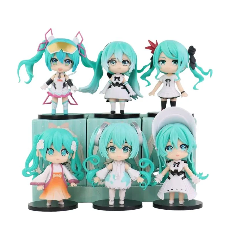 Seis figuras de Hatsune Miku con cabello turquesa en diferentes vestuarios