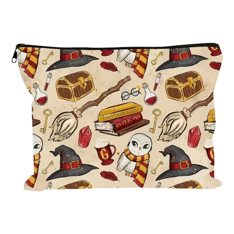 Cosmetiquera Hedwig Harry Potter con estampado mágico