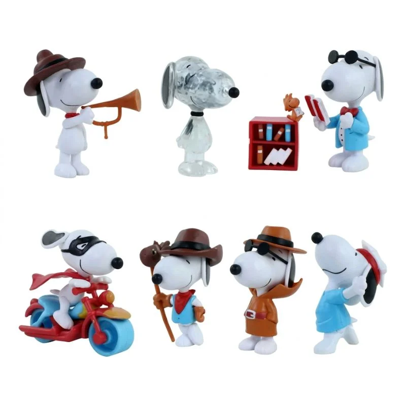 Figuras de Snoopy con diferentes disfraces — Peanuts