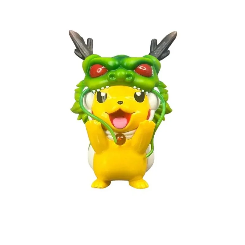 Figura Pikachu disfrazado de Shenlong verde y amarillo — Pokémon