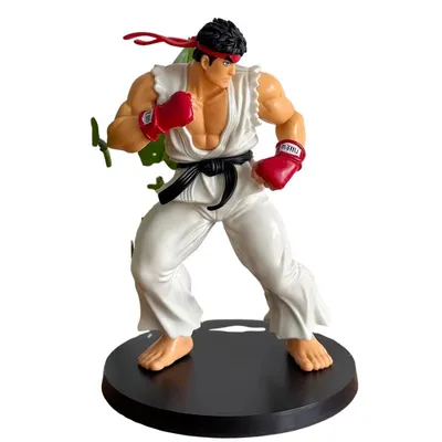 Figura Ryu Street Fighter con gi blanco y guantes rojos