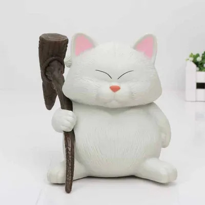 Figura gato de la fortuna blanco con bastón y orejas rosadas