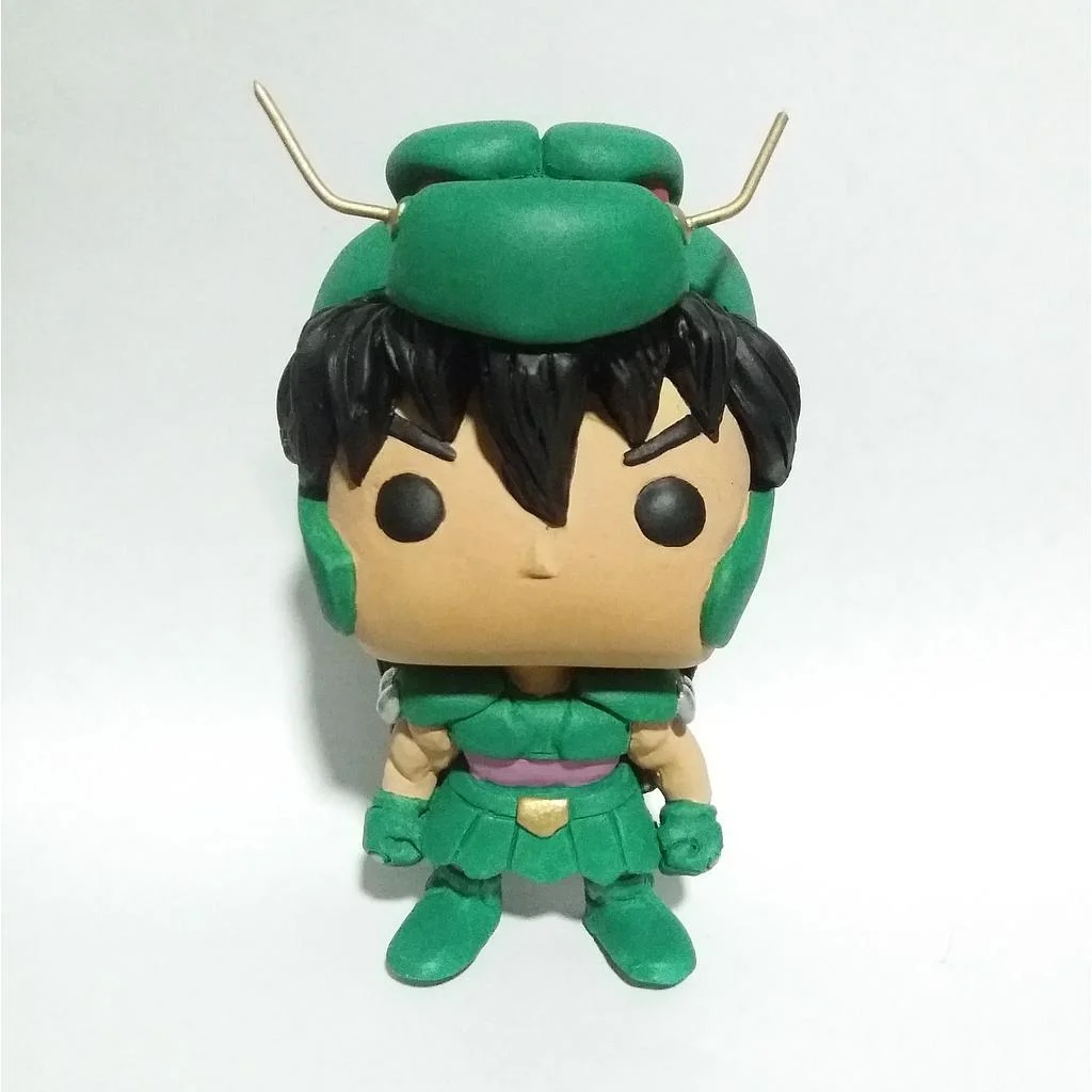 Funko Shiryu Caballeros del Zodiaco con armadura verde personalizada