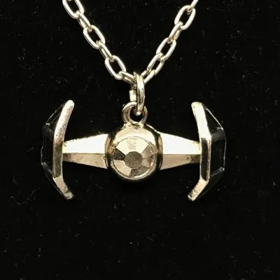 Collar Tie Fighter Star Wars